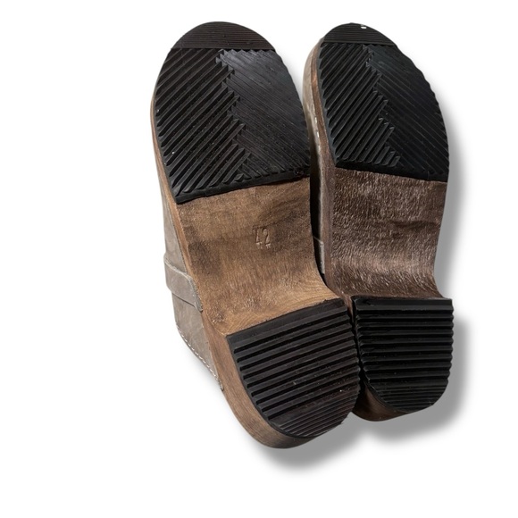 NEW Lotta's From Stockholm Taupe Brown/Gray Swedish Leather Clogs Size 42 - Picture 8 of 9